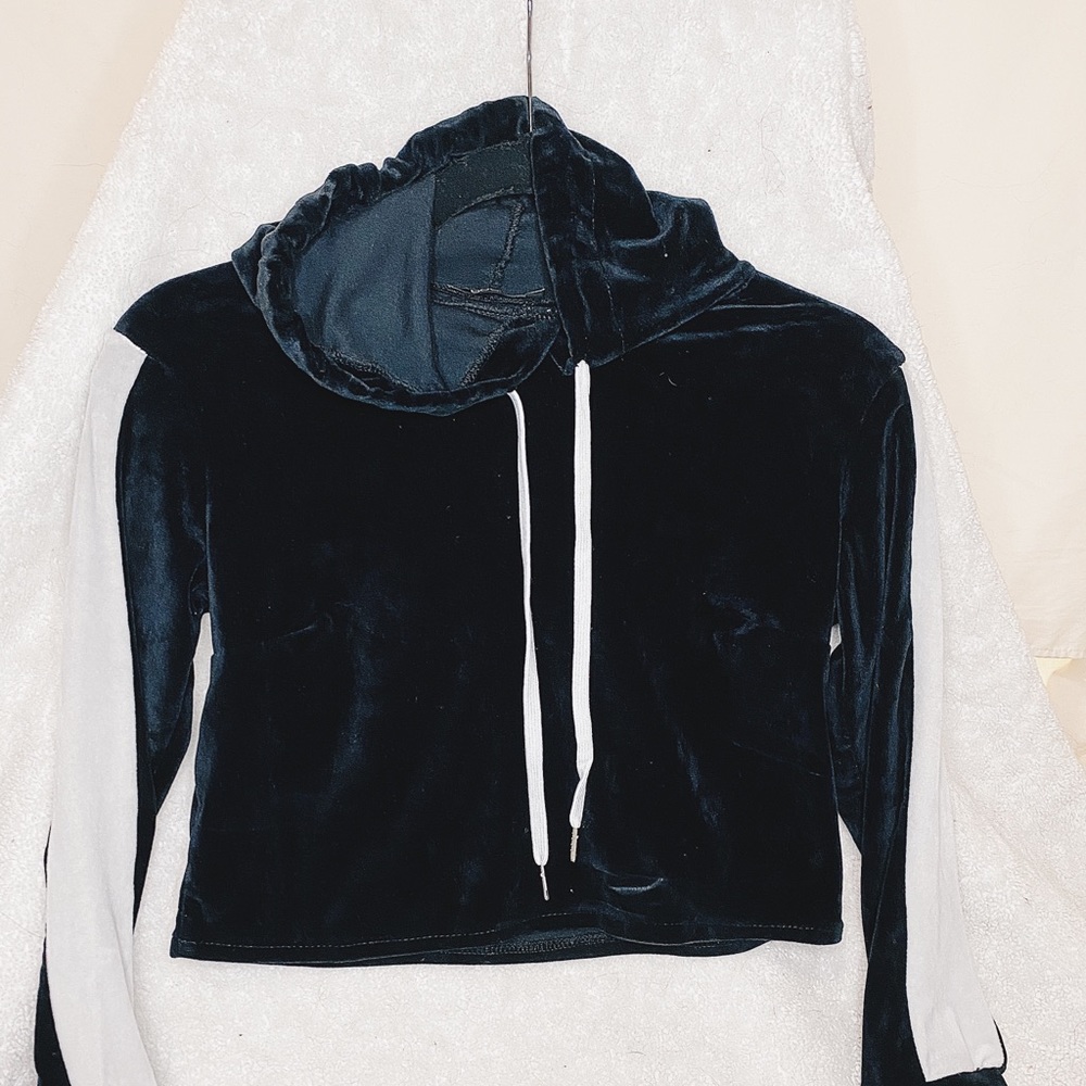 Velvet White Stripe & Black Cropped Hoodie